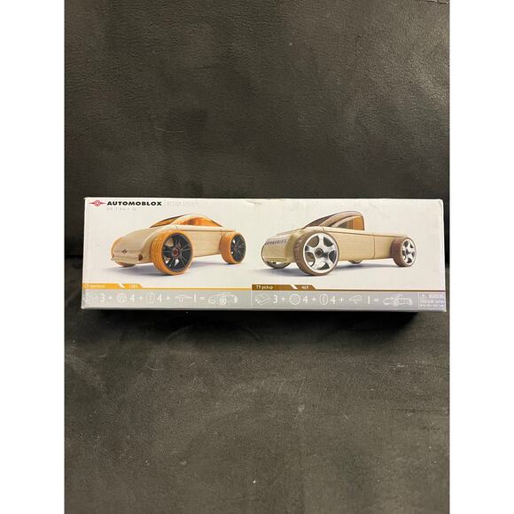 Automoblox Minis 2 Pack with C9 Sportscar and T9 Pickup-NIB - Picture 1 of 3